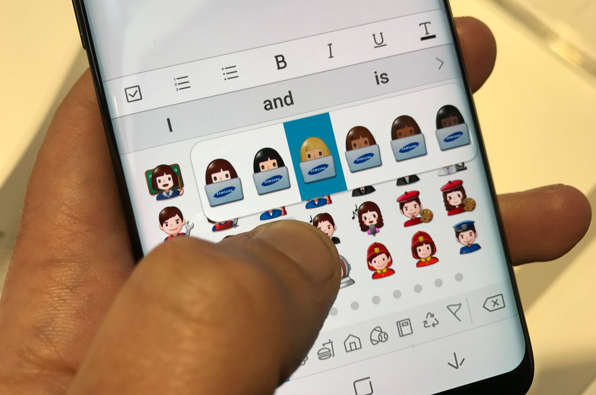 emoji keyboard samsung s10