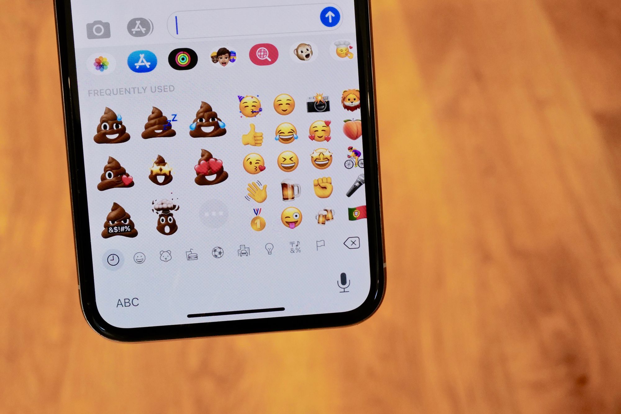 fonts iphone emoji